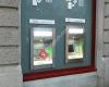 Credit Suisse - Geldautomat